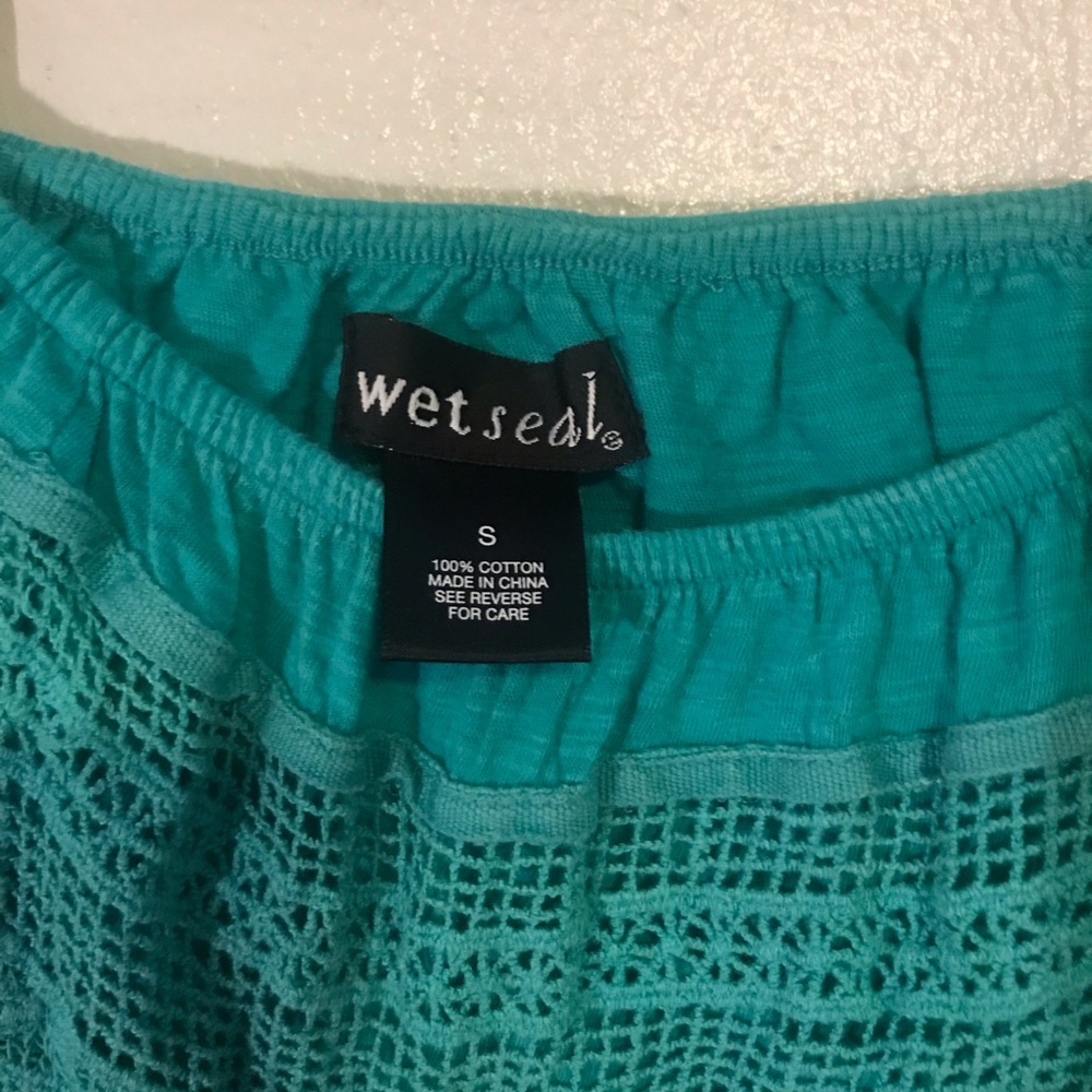 Crop Top - Picture 3 of 3